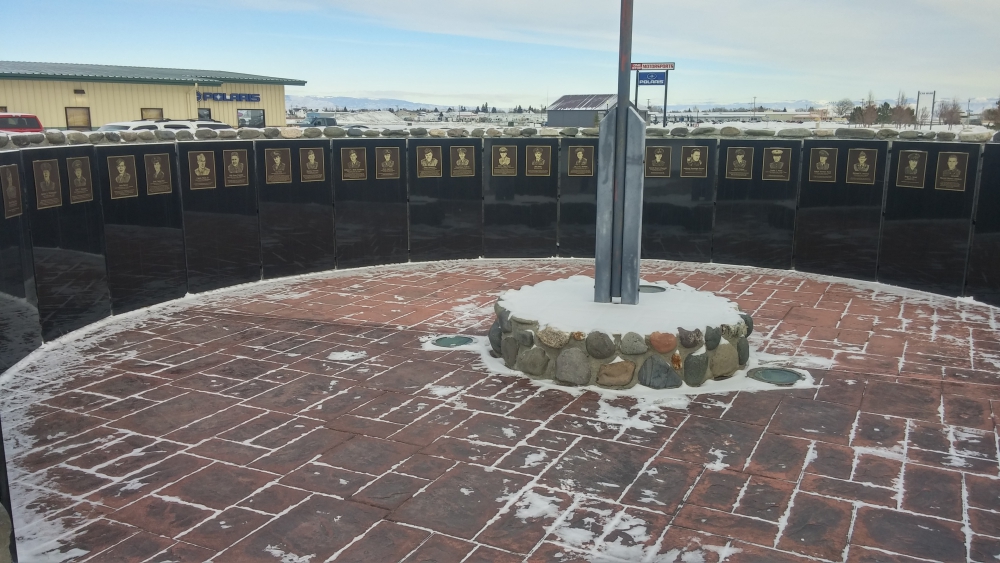 Powell high school veterans memorial