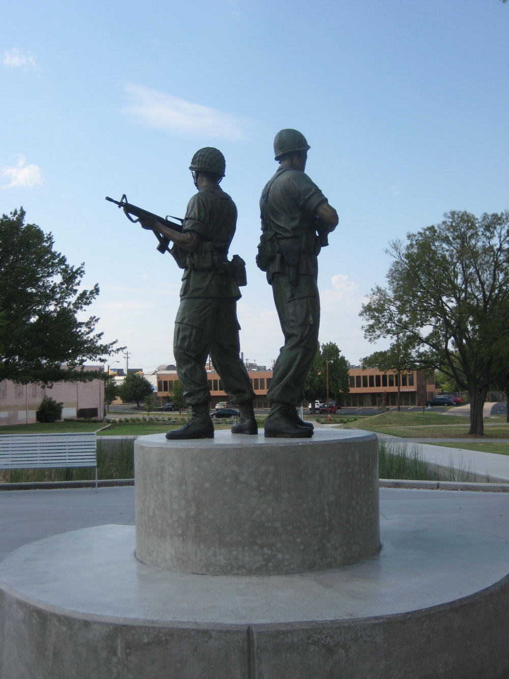 Oklahoma City – Military Park Vietnam War Memorial “Brothers in Arms” Monument