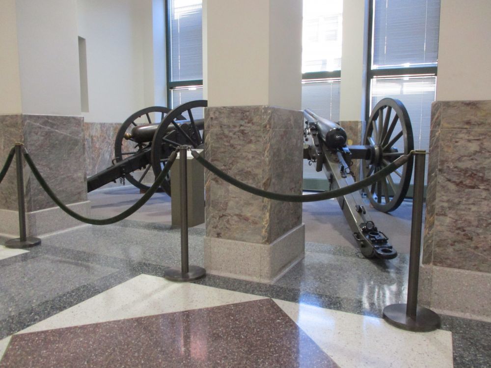 Chicago Public Library Civil War cannon display