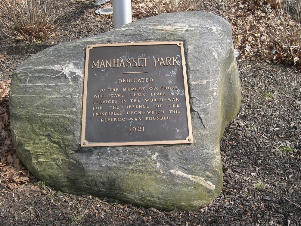 Manhasset Park Memorial