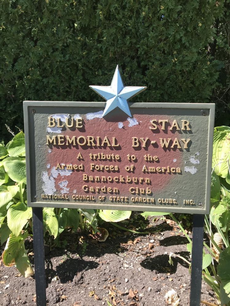 Blue Star Memorial, Bannockburn, Illinois