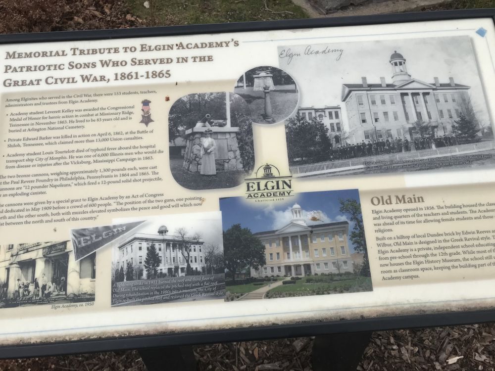 Civil War Memorial at Elgin Academy, Elgin, Illinois