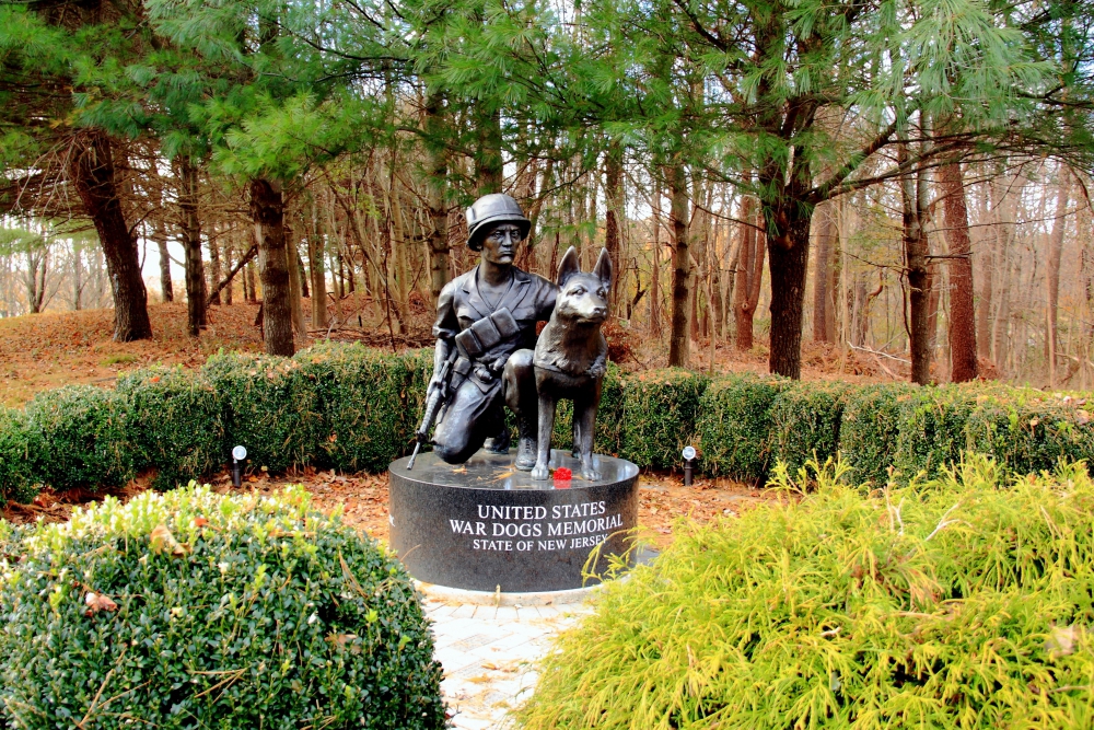 United States War Dogs Memorial