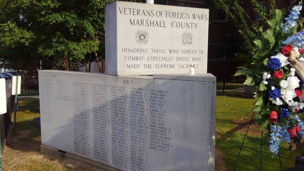 Veterans of Foreign Wars Memorial - Guntersville, Alabama 