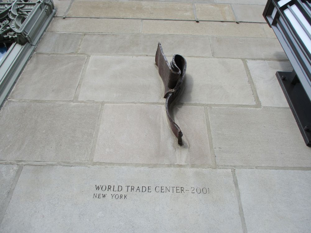 World Trade Center Memorial, Chicago Tribune Building