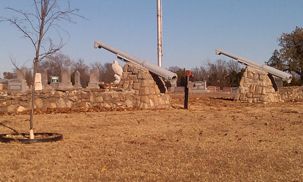Stillwater, Oklahoma - Fairlawn Cemetery Veteran&#039;s Memorial