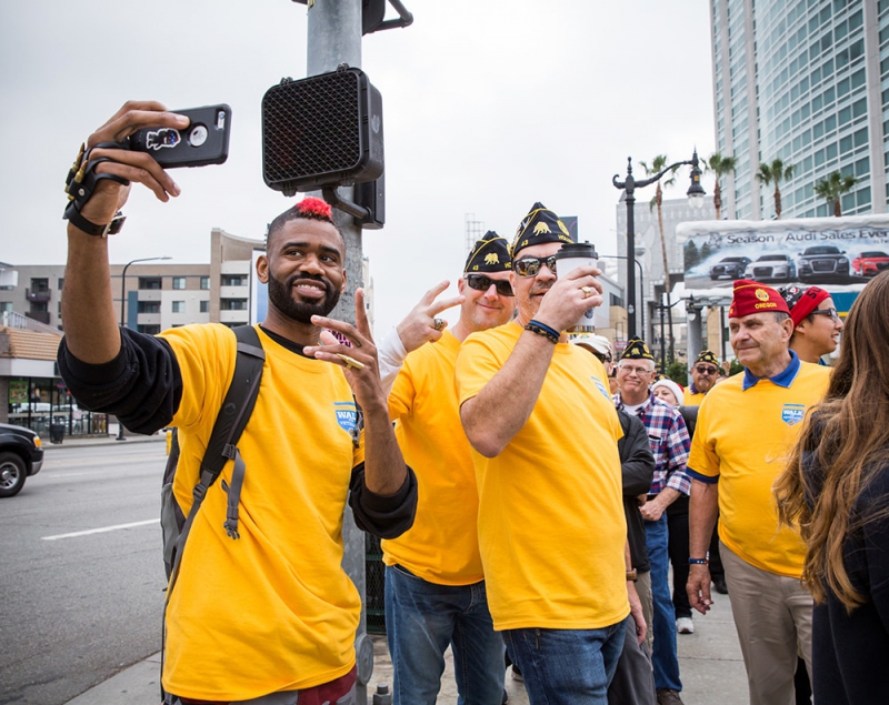 Walkers pose for selfies with the National Commander during the California Walk for Veterans in Hollywood. Photo by Jon Endow