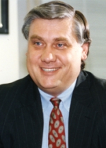 Dr. Kenneth W. Kizer