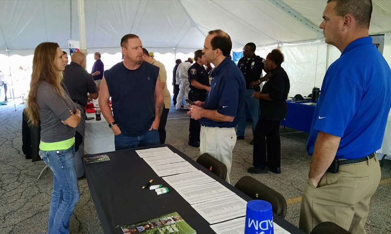 Hiring fair brings railroad jobs to veterans