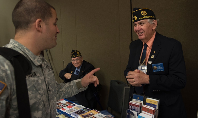 Illinois hiring event matches employers with job-seeking veterans