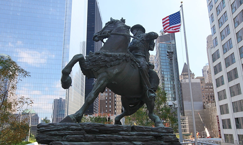Hollywood spotlights ‘Horse Soldier’ statue