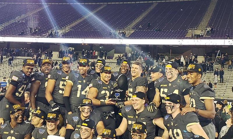 Army dominates Houston to win Armed Forces Bowl
