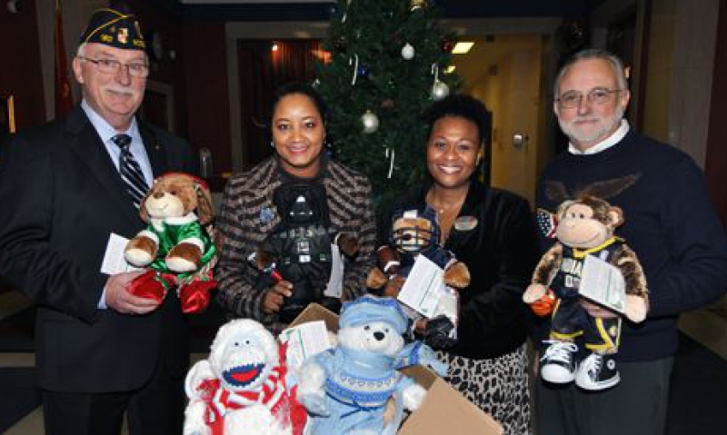 'Build-a-Bears' sent to military children