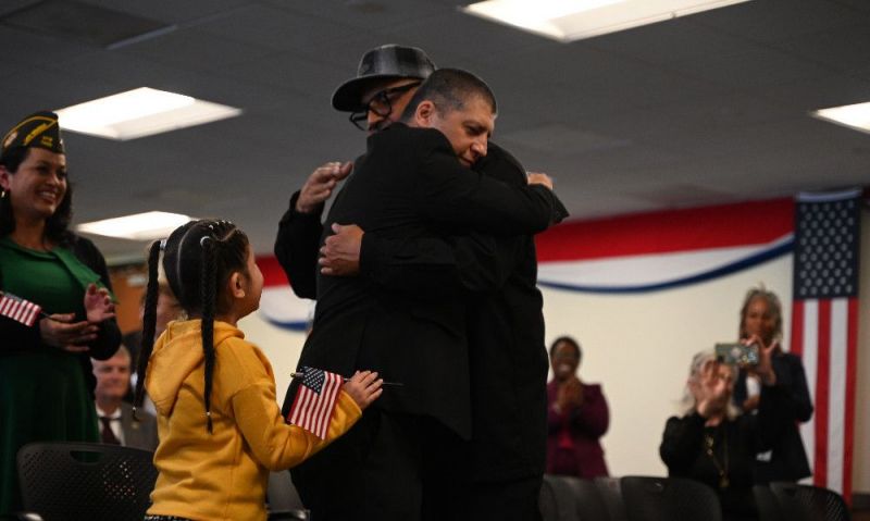 Deported veteran finally receives overdue citizenship
